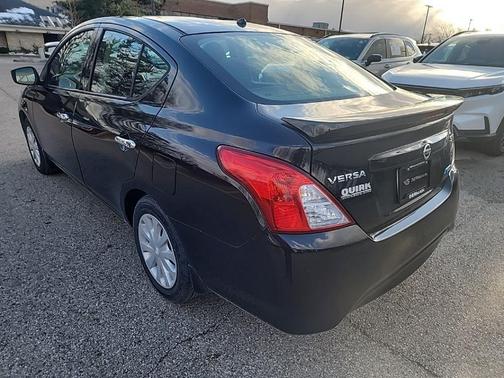 2015 Nissan Versa 1.6 SV