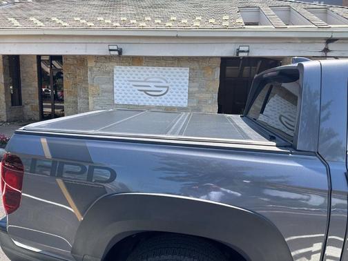 Modern Steel Metallic 2023 Honda Ridgeline RTL