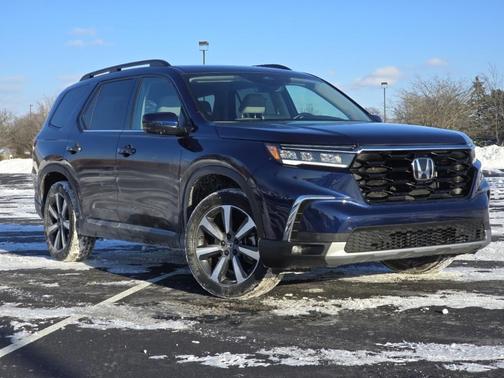 2023 Honda Pilot Touring