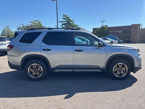 2024 Honda Pilot TrailSport