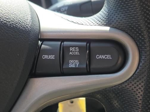 Alabaster Silver Metallic 2010 Honda Civic LX
