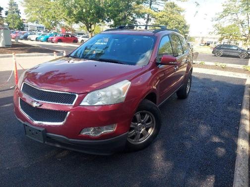 Crystal Red 2012 Chevrolet Traverse 2LT