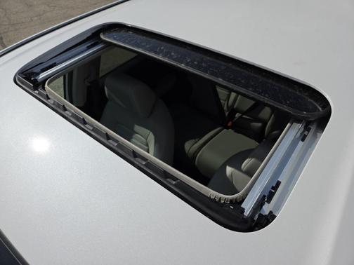 Platinum White Pearl 2026 Honda CR-V EX-L