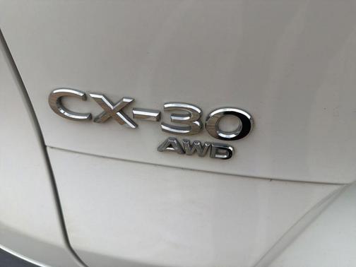 Snowflake White Pearl 2022 Mazda CX-30 Premium Package