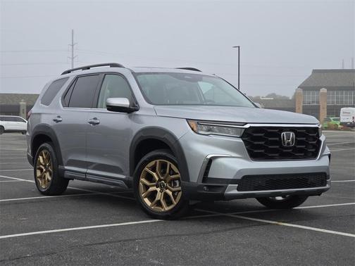 2024 Honda Pilot Touring