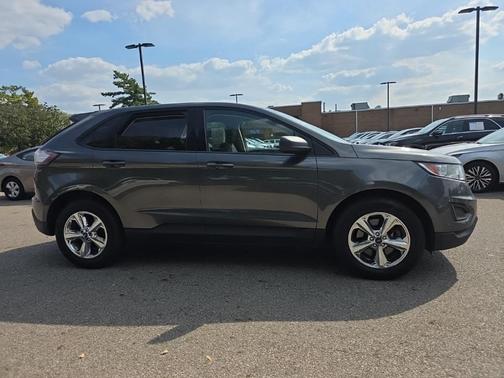 2017 Ford Edge SE