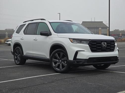 2023 Honda Pilot Sport