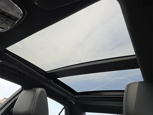 2023 Chrysler 300 S