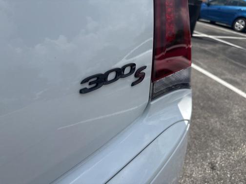 2023 Chrysler 300 S