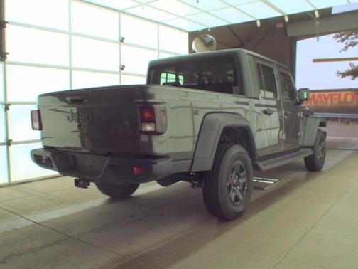 2024 Jeep Gladiator Sport