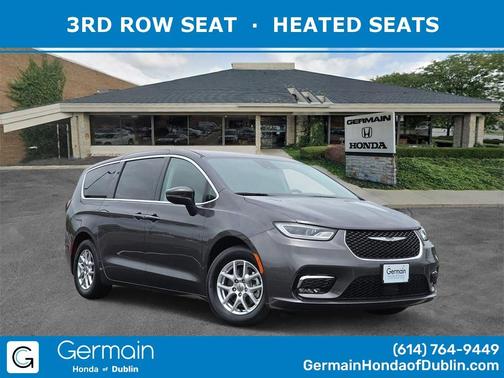2023 Chrysler Pacifica Touring-L