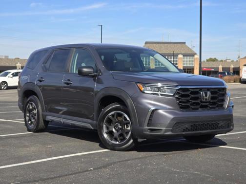 2023 Honda Pilot LX