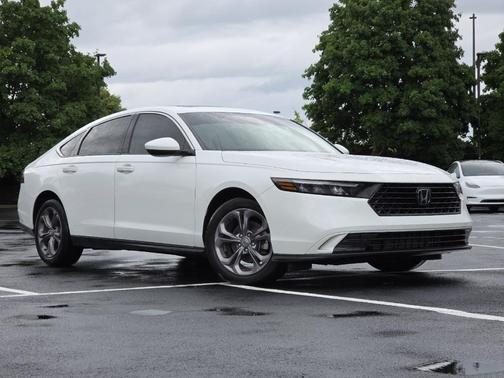 Platinum White Pearl 2024 Honda Accord EX