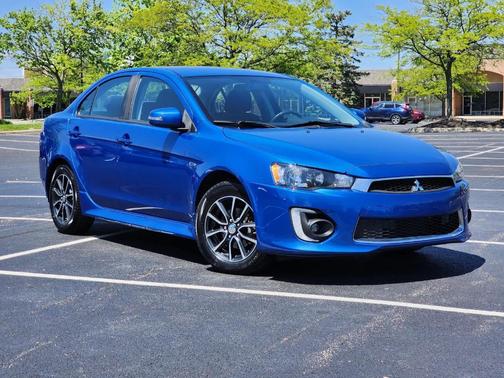 2017 Mitsubishi Lancer ES