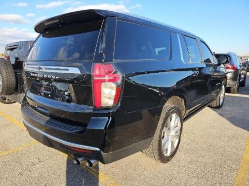 2021 Chevrolet Suburban High Country