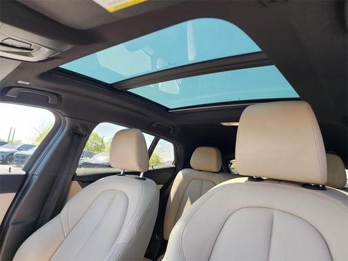 2020 BMW X2 xDrive28i