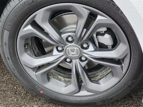 Platinum White Pearl 2023 Honda Accord EX