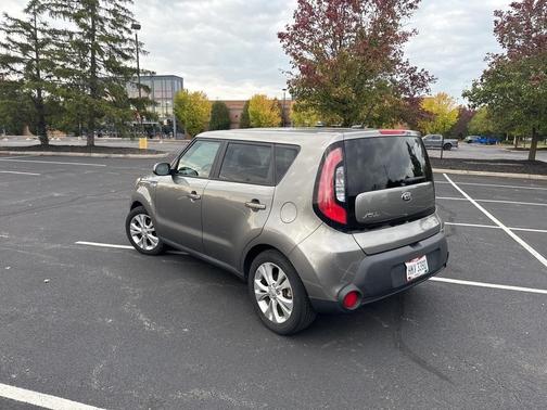 2015 Kia Soul +