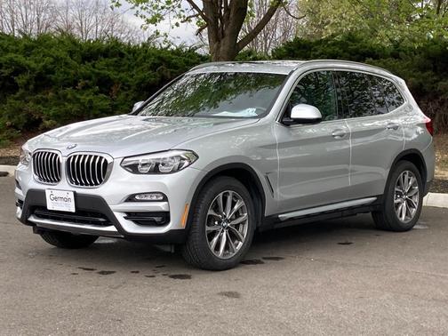 Photo 3 of 54 of 2019 BMW X3 xDrive30i