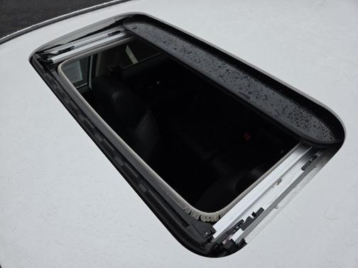 Platinum White Pearl 2024 Honda CR-V EX-L