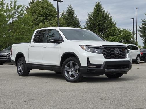 Platinum White Pearl 2024 Honda Ridgeline TrailSport