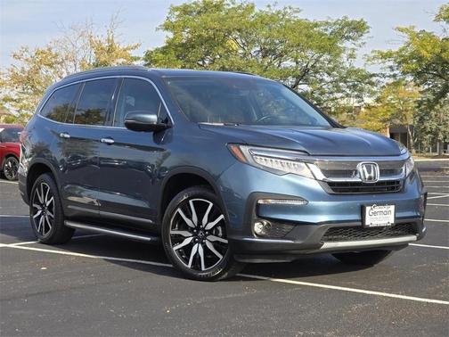 2019 Honda Pilot Touring 8-Passenger