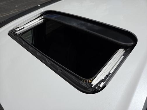 Platinum White Pearl 2023 Honda CR-V Hybrid Sport