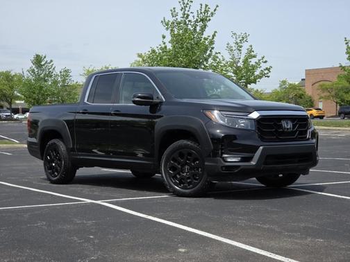Crystal Black Pearl 2023 Honda Ridgeline RTL