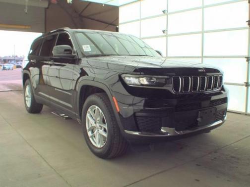 2022 Jeep Grand Cherokee L Laredo