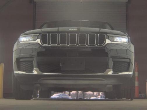 2022 Jeep Grand Cherokee L Laredo