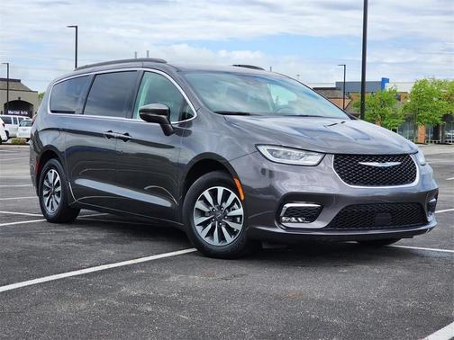 2021 Chrysler Pacifica Hybrid Touring
