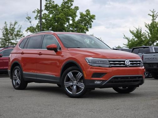 Habanero Orange Metallic 2019 Volkswagen Tiguan 2.0T SEL Premium