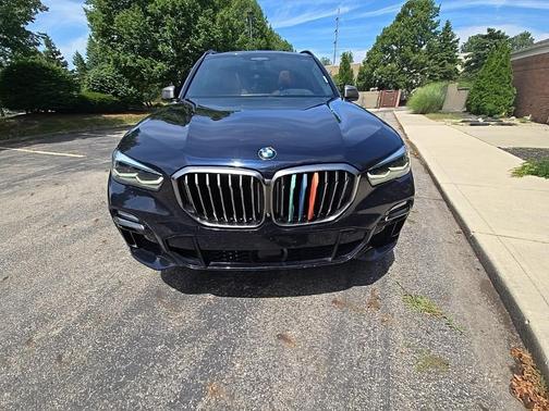2020 BMW X5 M50i