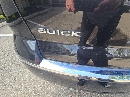 Carbon Black Metallic 2013 Buick Enclave Premium