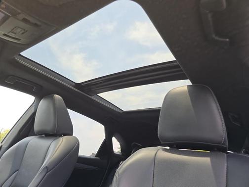 2022 Lexus RX 350 F SPORT Handling
