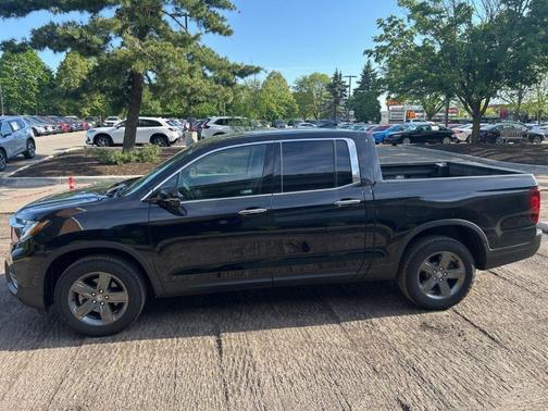 Crystal Black Pearl 2023 Honda Ridgeline RTL-E