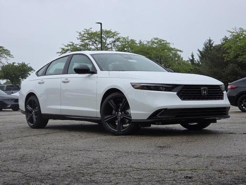 Platinum White Pearl 2026 Honda Accord Hybrid Sport-L