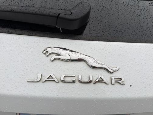 2020 Jaguar F-PACE 25t Prestige
