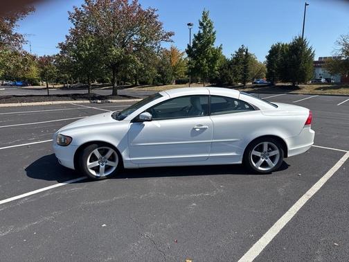2009 Volvo C70 T5