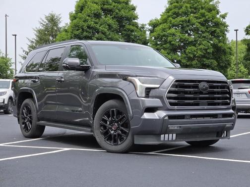Magnetic Gray Metallic 2024 Toyota Sequoia SR5