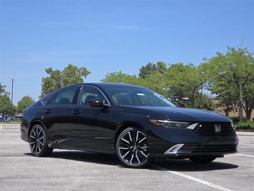 2025 Honda Accord Hybrid Touring