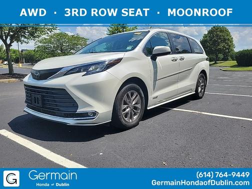 2021 Toyota Sienna XLE