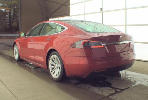 2021 Tesla Model S Long Range