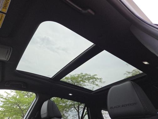 Platinum White Pearl 2026 Honda Pilot Black Edition
