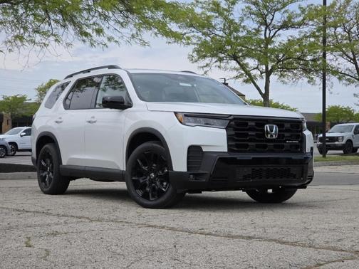 Platinum White Pearl 2026 Honda Pilot Black Edition