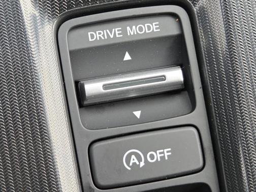 Platinum White Pearl 2025 Honda Civic Sport