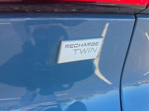 2022 Volvo C40 Recharge Pure Electric P8 Ultimate