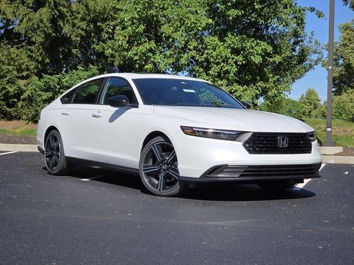 Platinum White Pearl 2026 Honda Accord Hybrid Sport