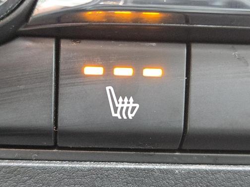 2025 Mazda Mazda3 FWD w/Preferred Package