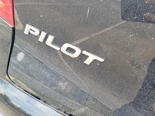 2019 Honda Pilot Touring 8-Passenger